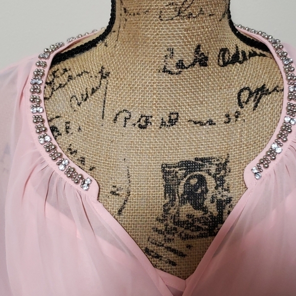 2x beautiful shear light pink with bling on neck - Picture 2 of 4